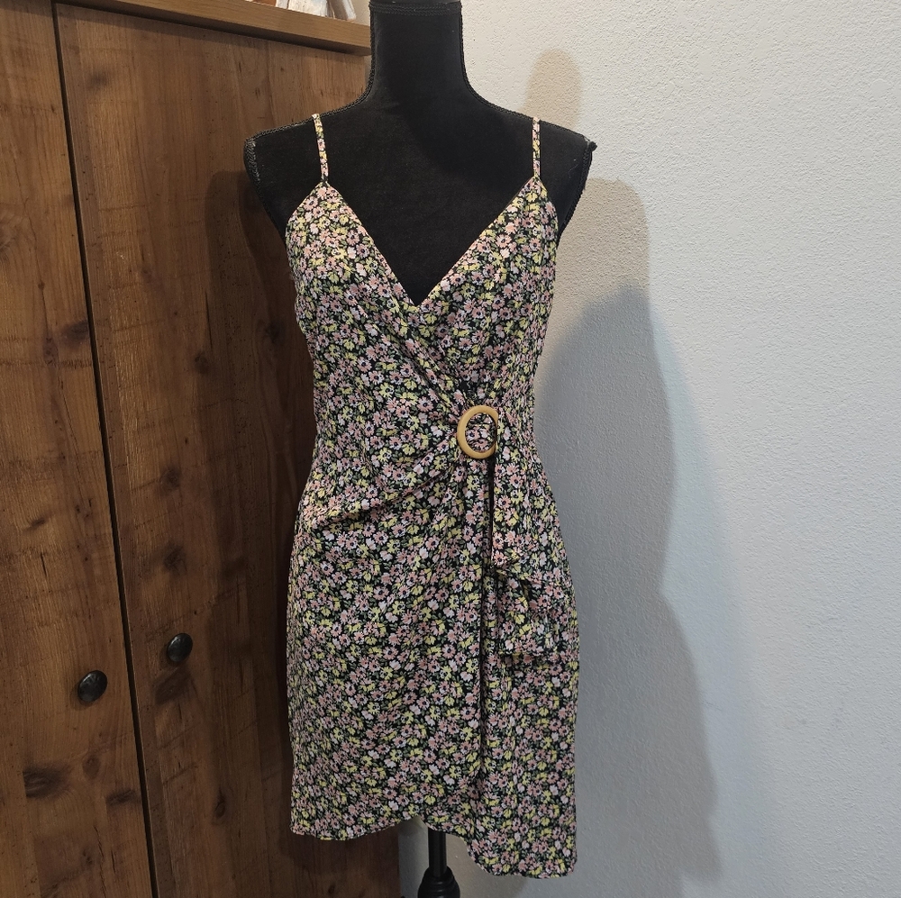 Gorgeous NWT Altar'd State Floral Dress - Medium